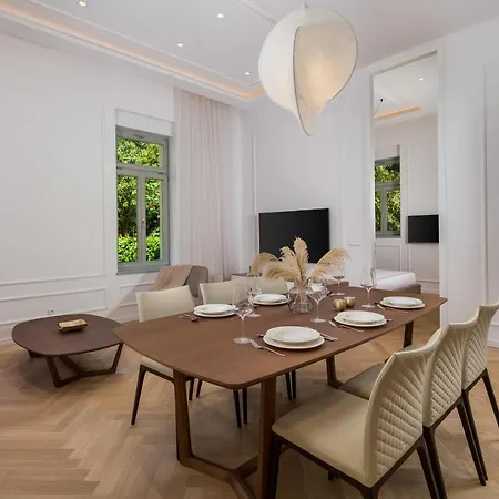 Apartament Plaza *