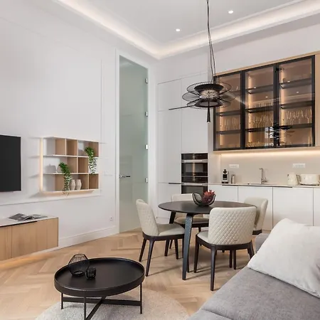 Apartment Plaza *